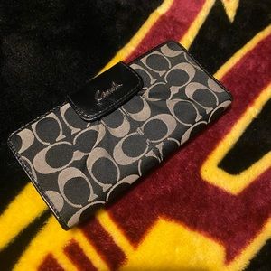 Coach signature wallet